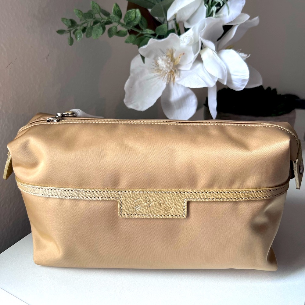 Longchamp Le Pilage Neo Toiletry Bag